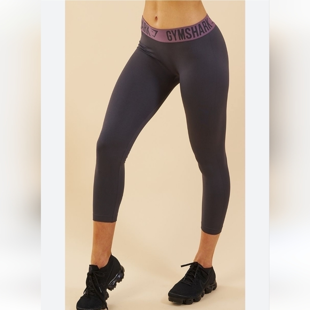 Gymshark Fit Capri Leggings Charcoal Purple